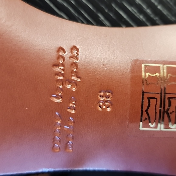 CHIE MIHARA Scalloped Leather T-strap Sandals 38 8 Beaded Floral Spain LUXURY - Picture 11 of 17